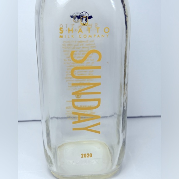 Shatto Milk Sunday Glass Milk Bottle 2020 Kansas City Chiefs Limited Edition - Picture 2 of 12